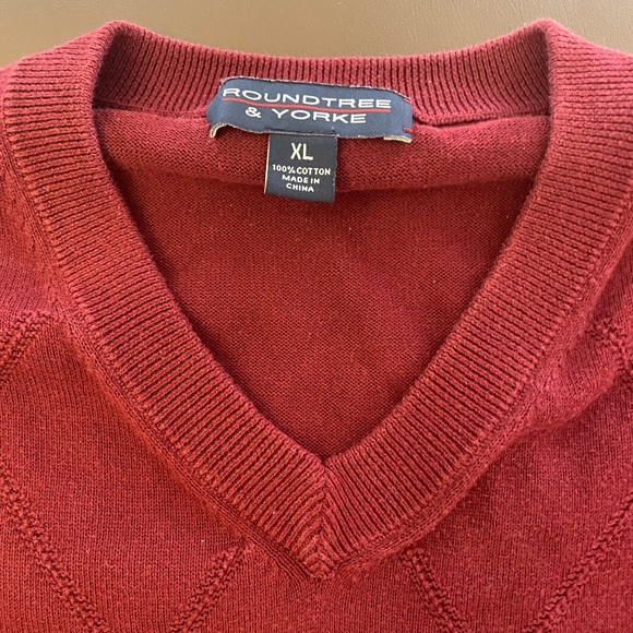 Red Maroon Sweater Vest - Picture 4 of 4